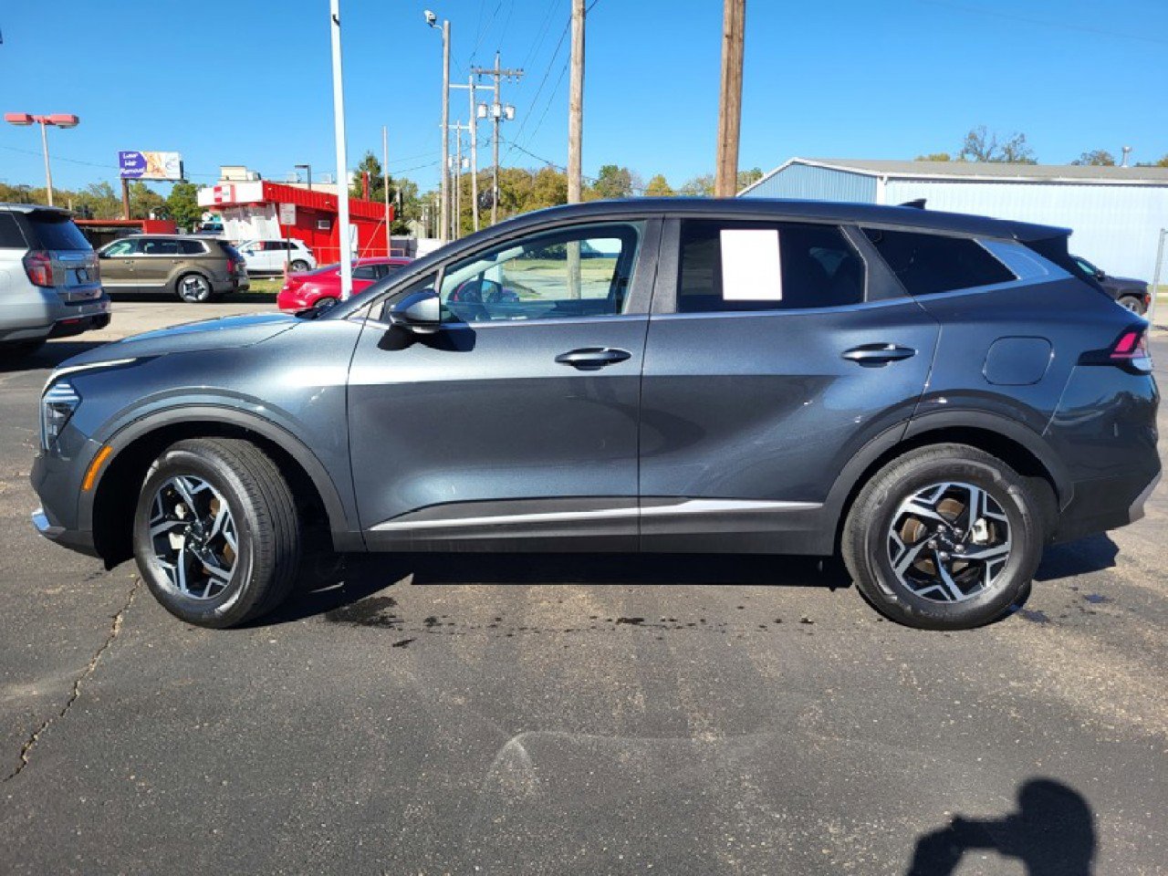 Used 2024 Kia Sportage LX image 20