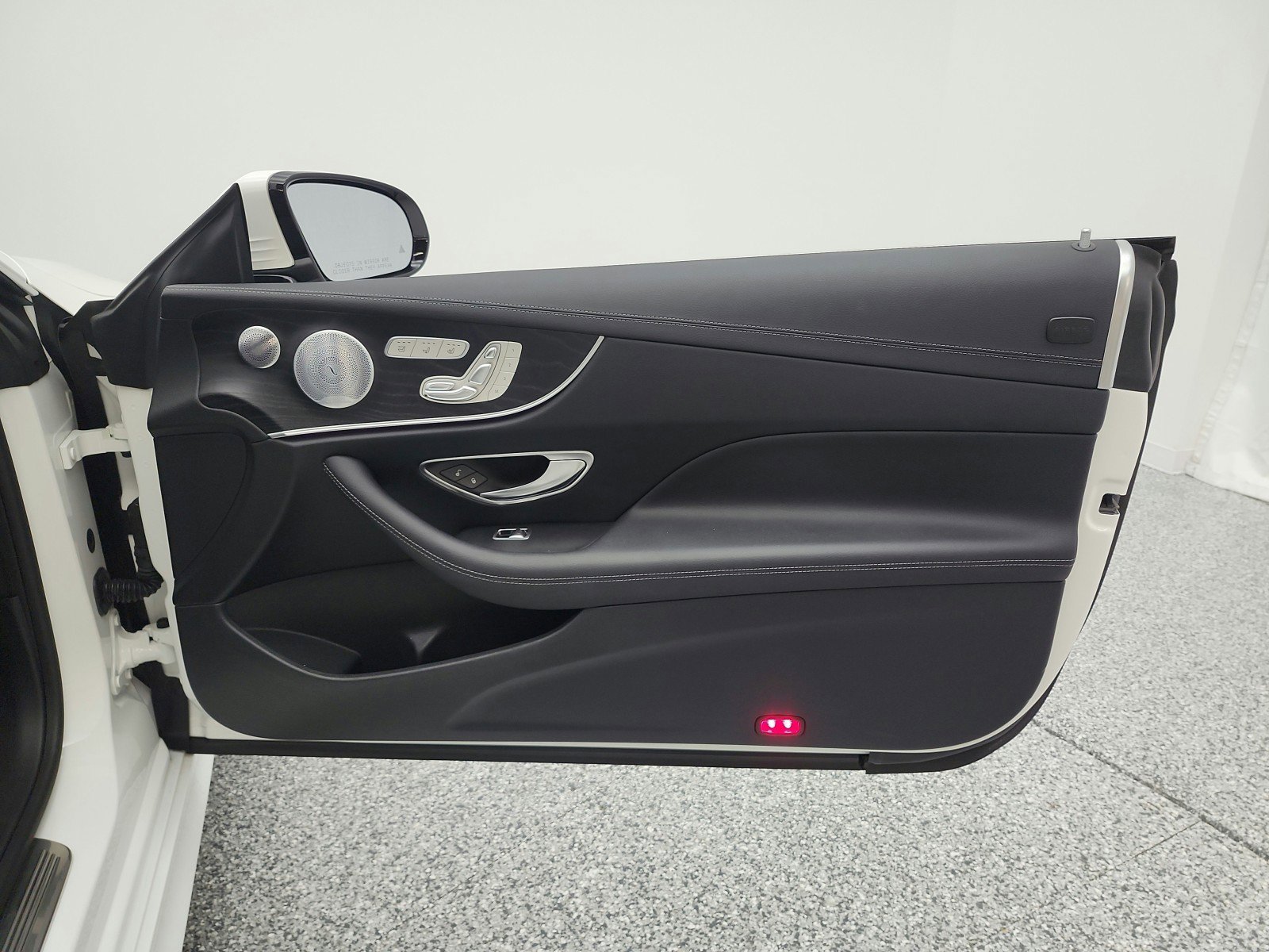 Used 2018 Mercedes-Benz E 400 Cabriolet image 31