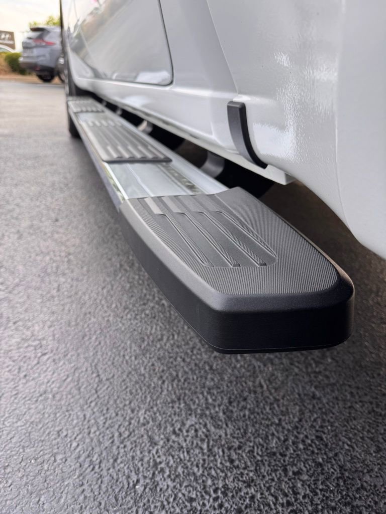 Used 2021 GMC Sierra 1500 SLT w/ SLT Premium Package image 10