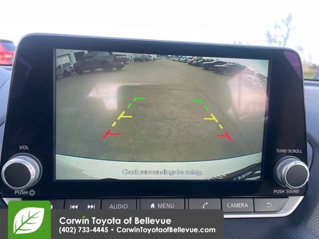 Used 2025 Nissan Sentra SV image 13