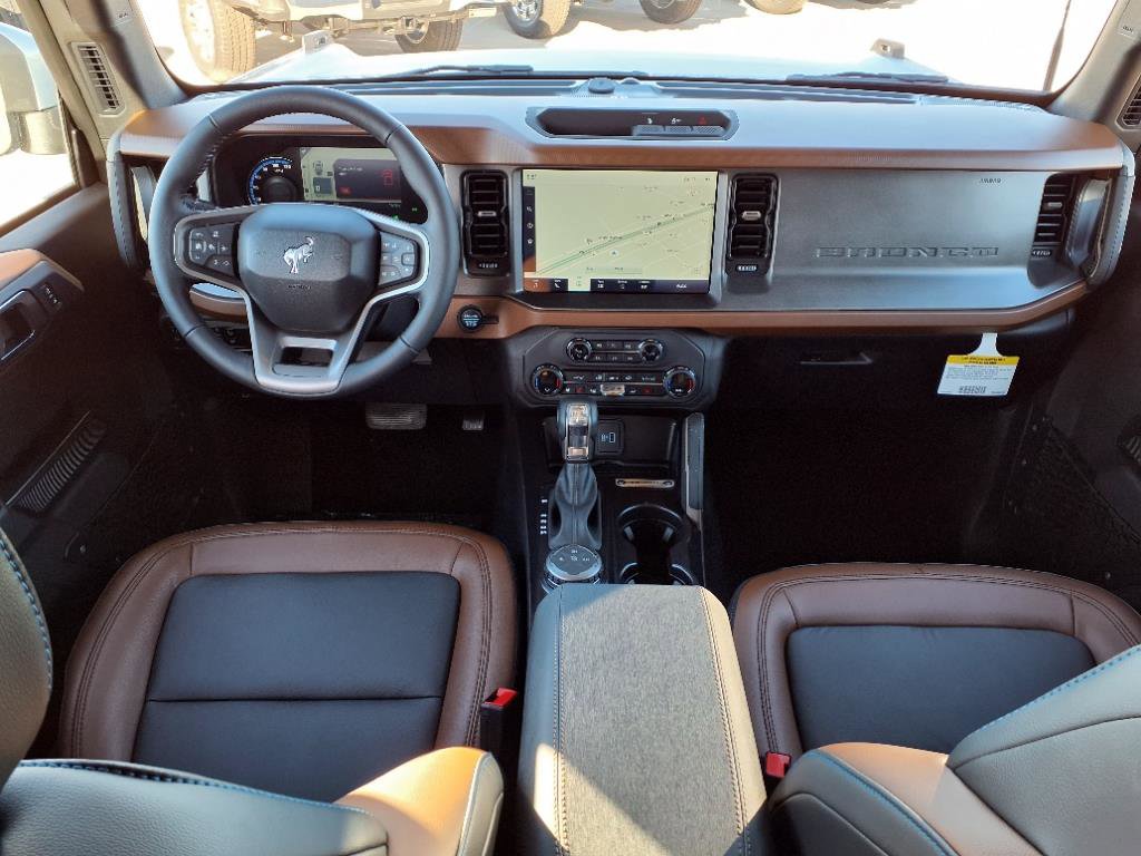 New 2024 Ford Bronco Outer Banks image 5