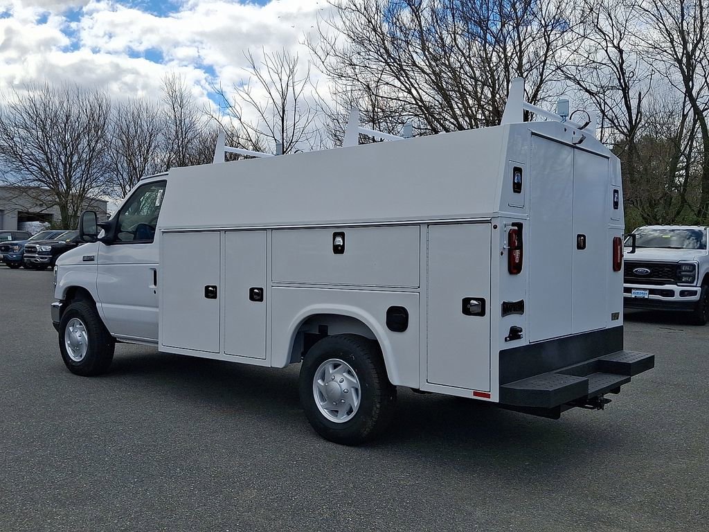 New 2026 Ford E-350 and Econoline 350 Super Duty w/ Power Equipment Group image 3