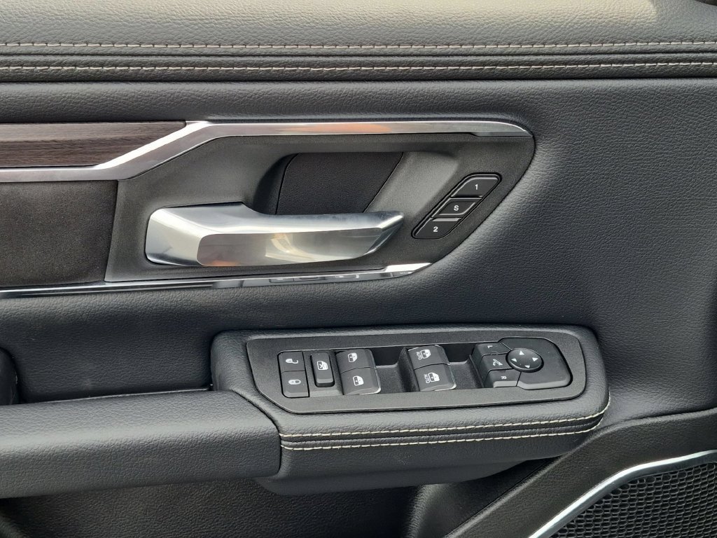 New 2027 RAM 1500 Laramie w/ Night Edition AWD/4WD image 10
