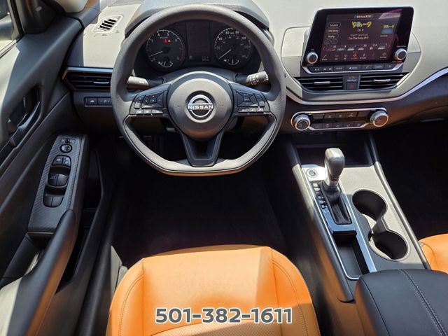 Used 2025 Nissan Altima 2.5 S FWD image 13
