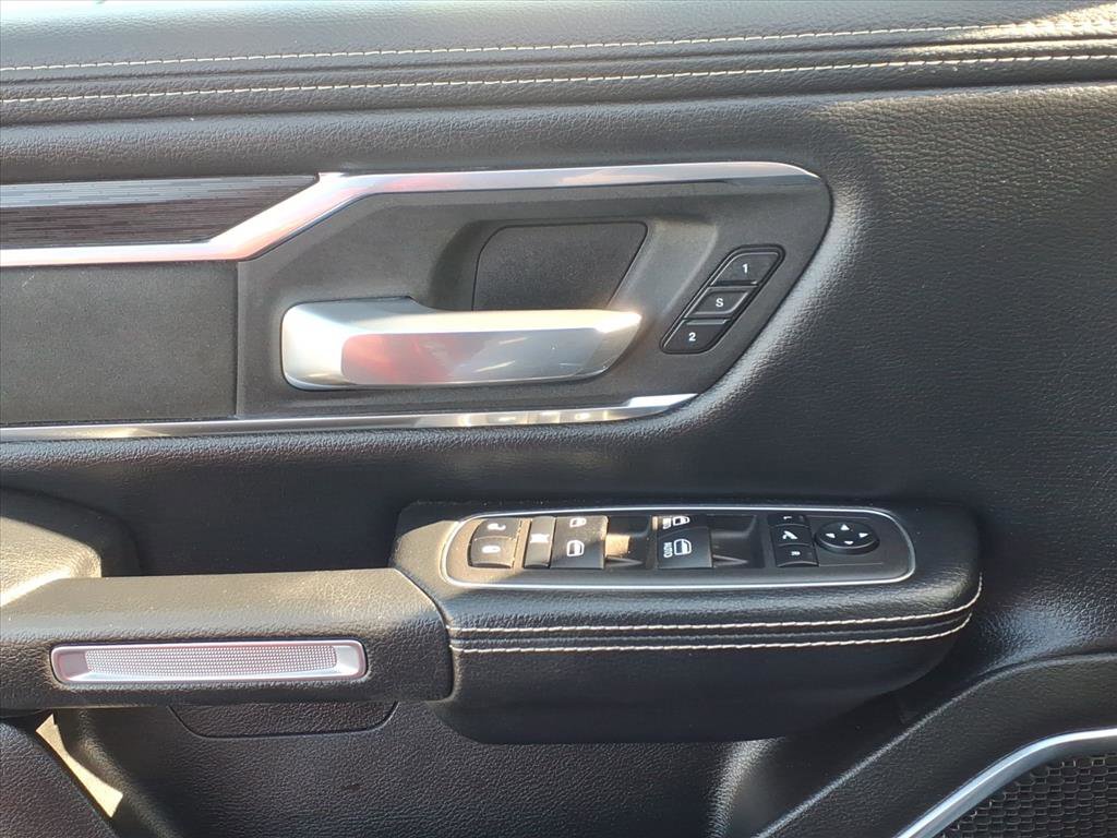 Used 2024 RAM 1500 Laramie AWD/4WD image 22