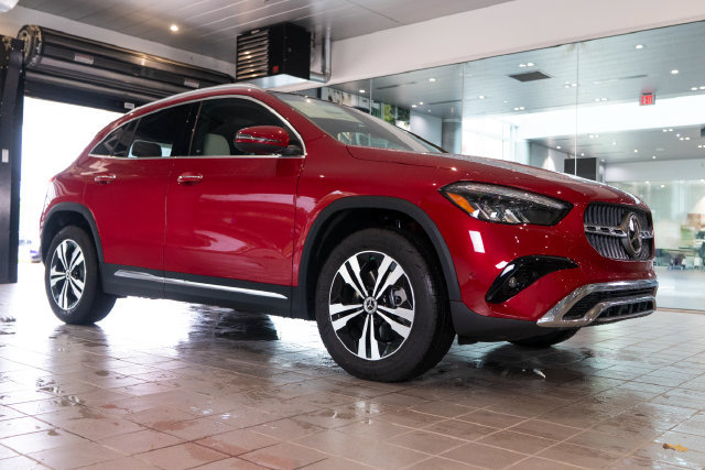 New 2026 Mercedes-Benz GLA 250 4MATIC image 1