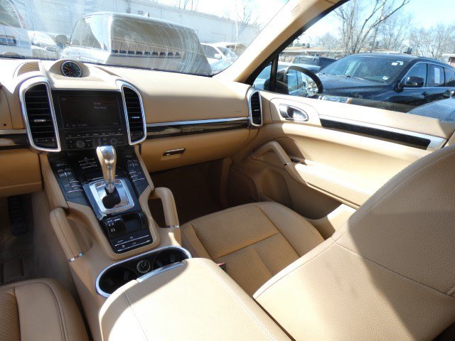 Used 2013 Porsche Cayenne AWD/4WD image 14