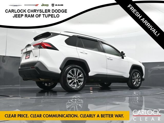 Used 2019 Toyota RAV4 XLE Premium w/ Cold Weather Package FWD image 57