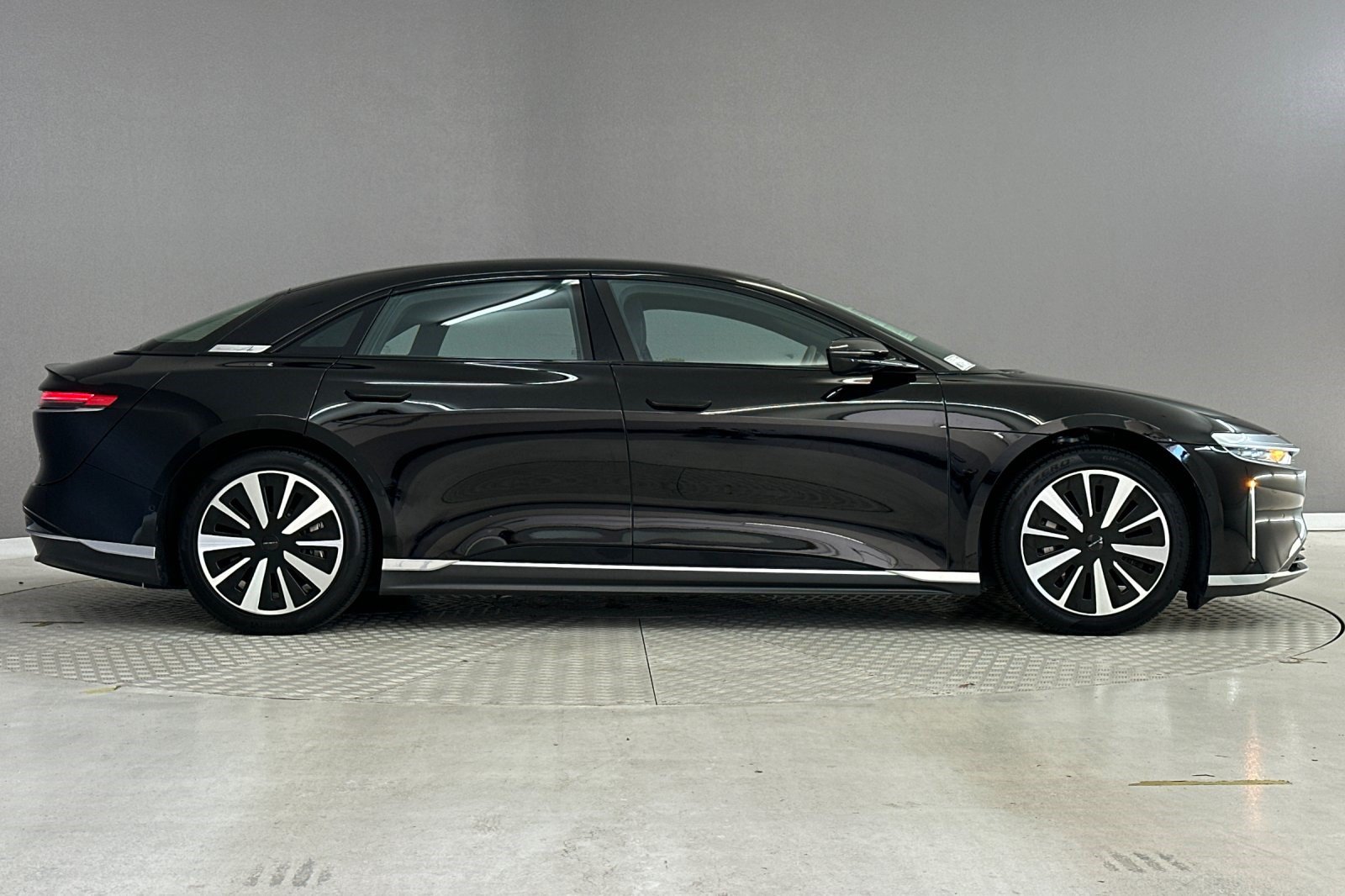 Used 2023 Lucid Air Pure AWD/4WD image 7