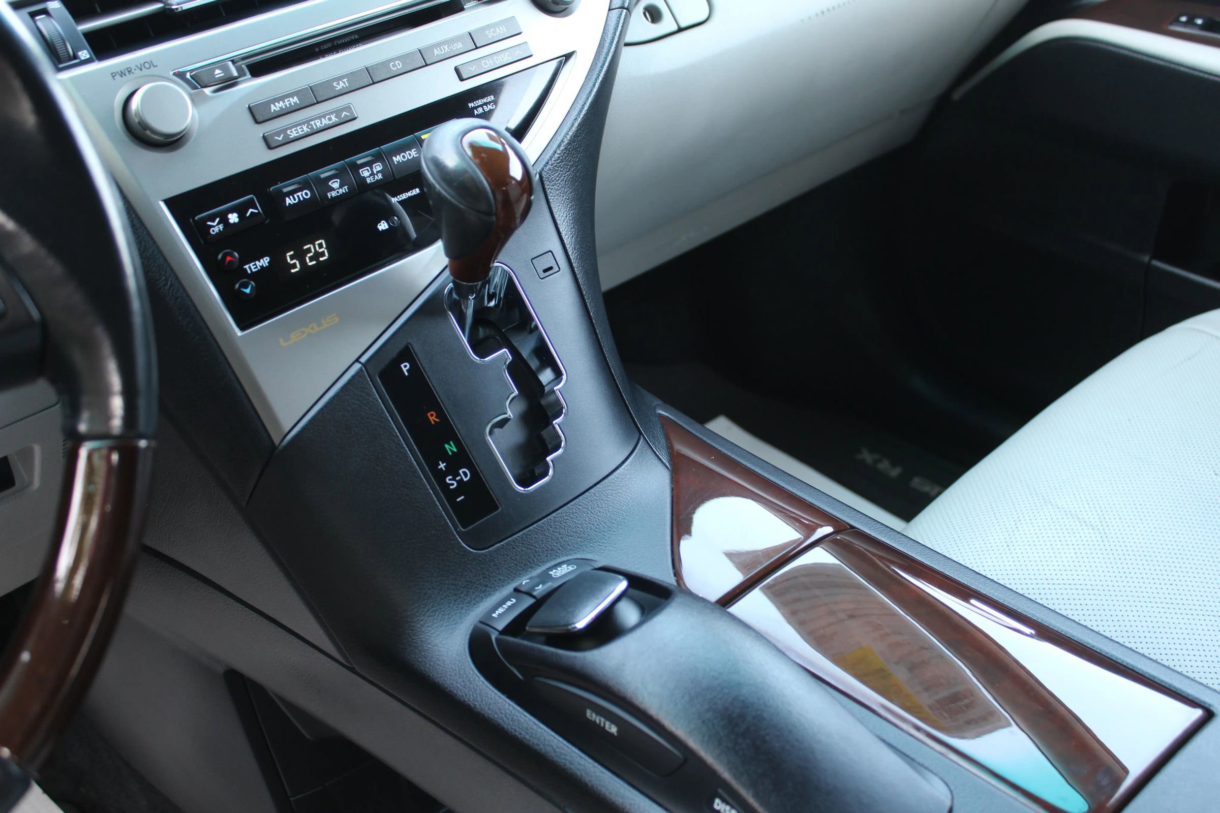 Used 2012 Lexus RX 450h AWD w/ Premium Pkg image 22