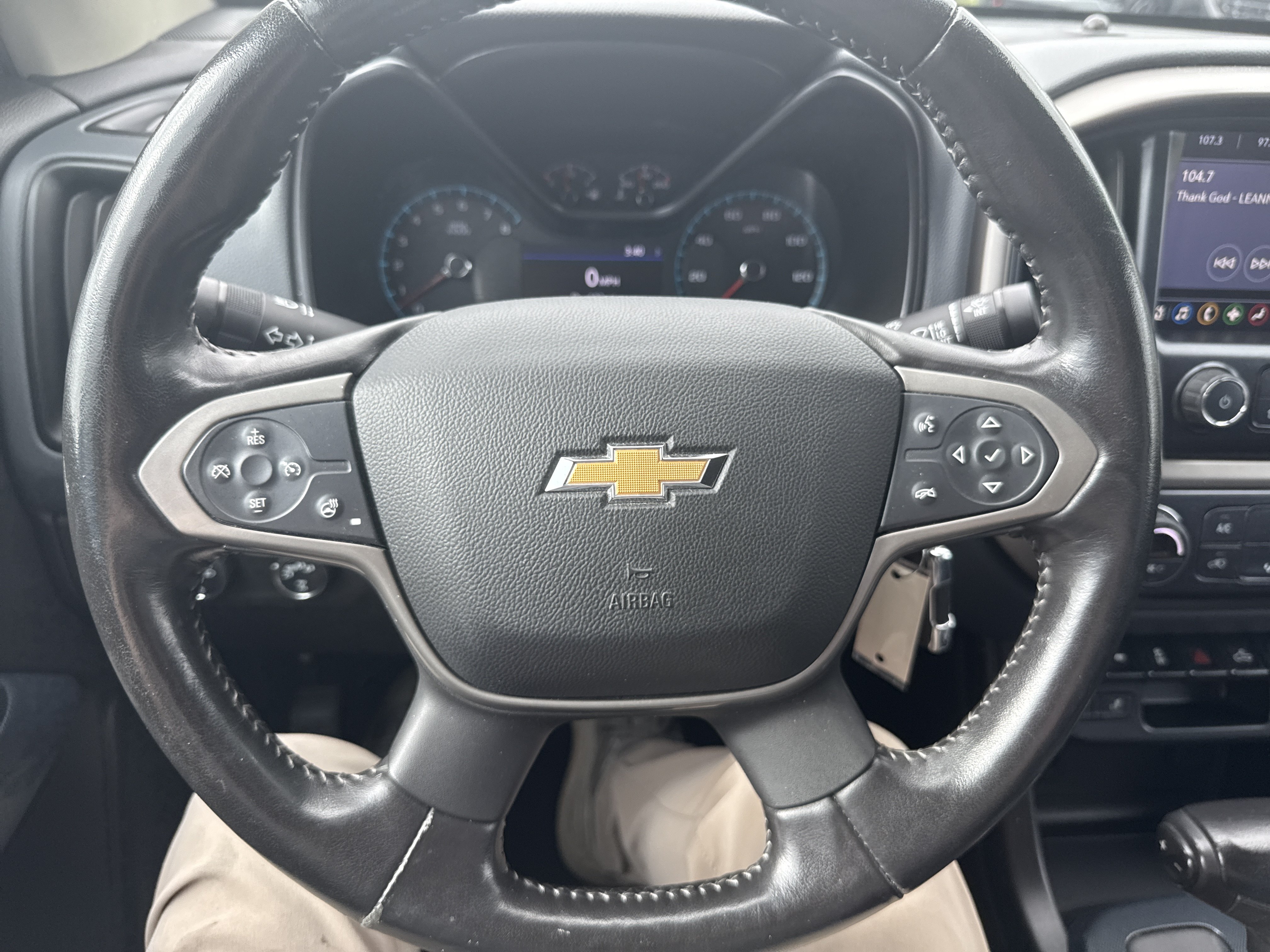 Used 2019 Chevrolet Colorado Z71 AWD/4WD image 18