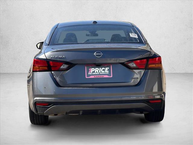 Used 2024 Nissan Altima 2.5 SV image 6
