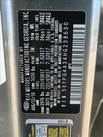 Used 2017 Kia Sorento L image 22