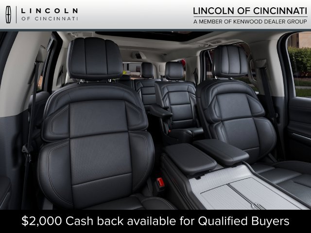 New 2027 Lincoln Navigator Reserve AWD/4WD image 10