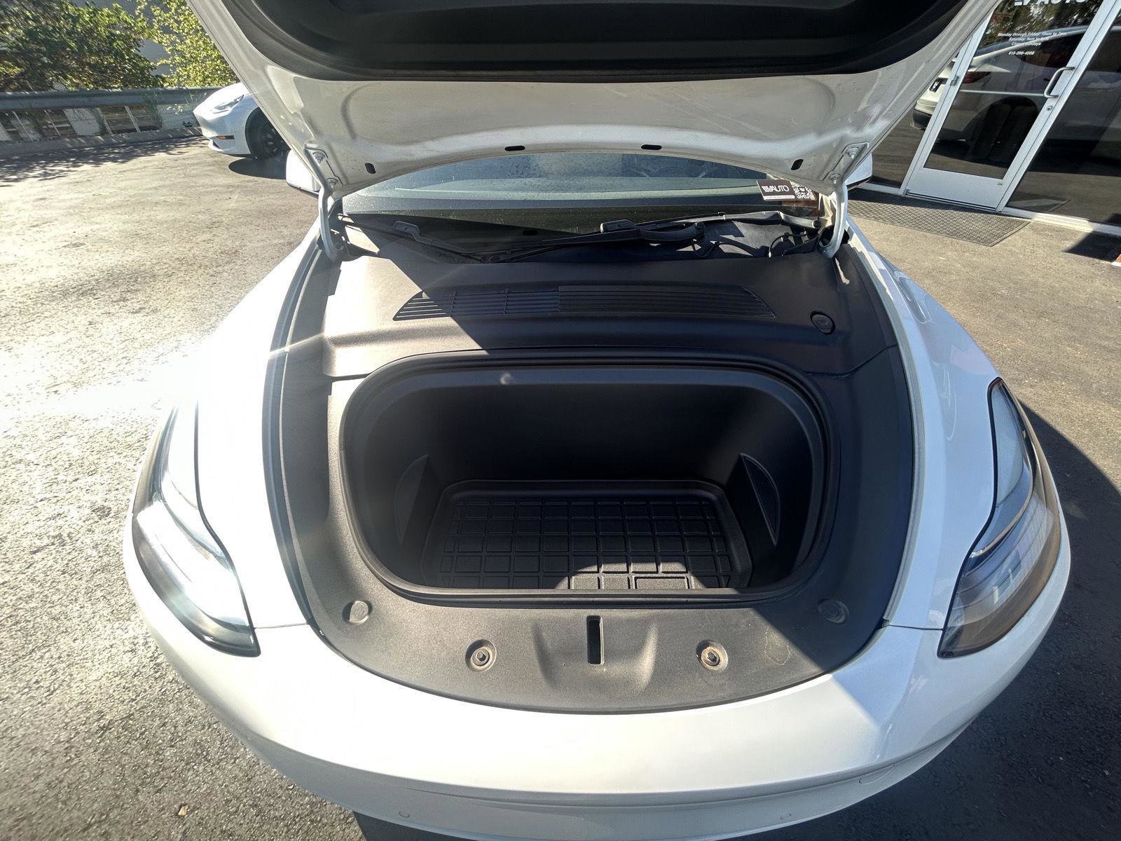 Used 2020 Tesla Model Y Long Range AWD/4WD image 23