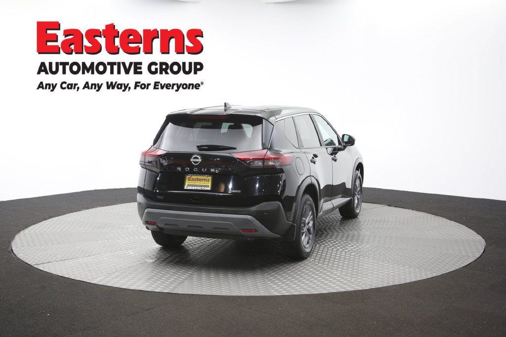 Used 2023 Nissan Rogue S AWD/4WD image 41