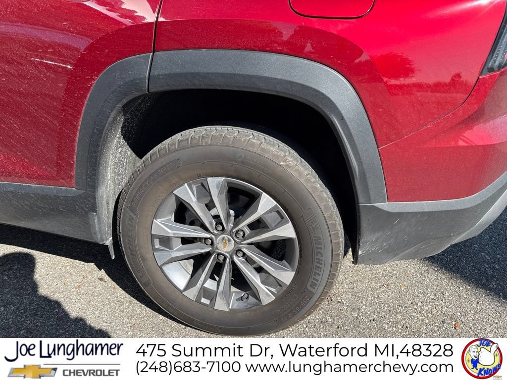 Used 2025 Chevrolet Equinox LT AWD/4WD image 9