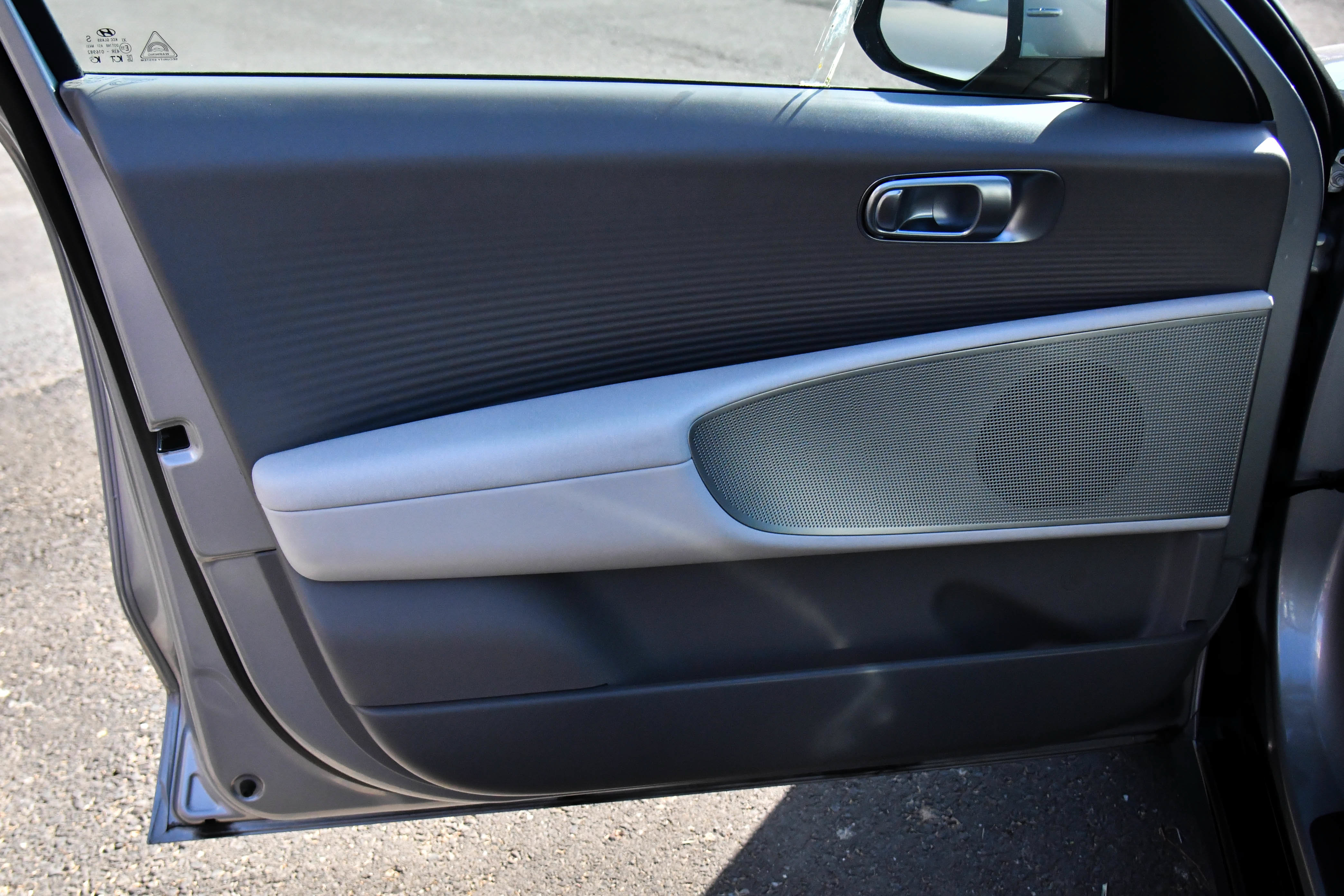 Used 2023 Hyundai Ioniq 6 SEL RWD image 14