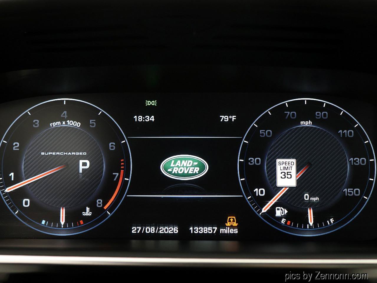 Used 2016 Land Rover Range Rover Supercharged AWD/4WD image 38