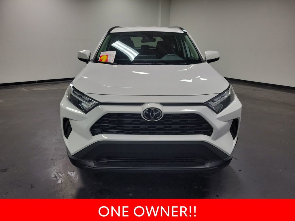 Used 2024 Toyota RAV4 XLE image 3