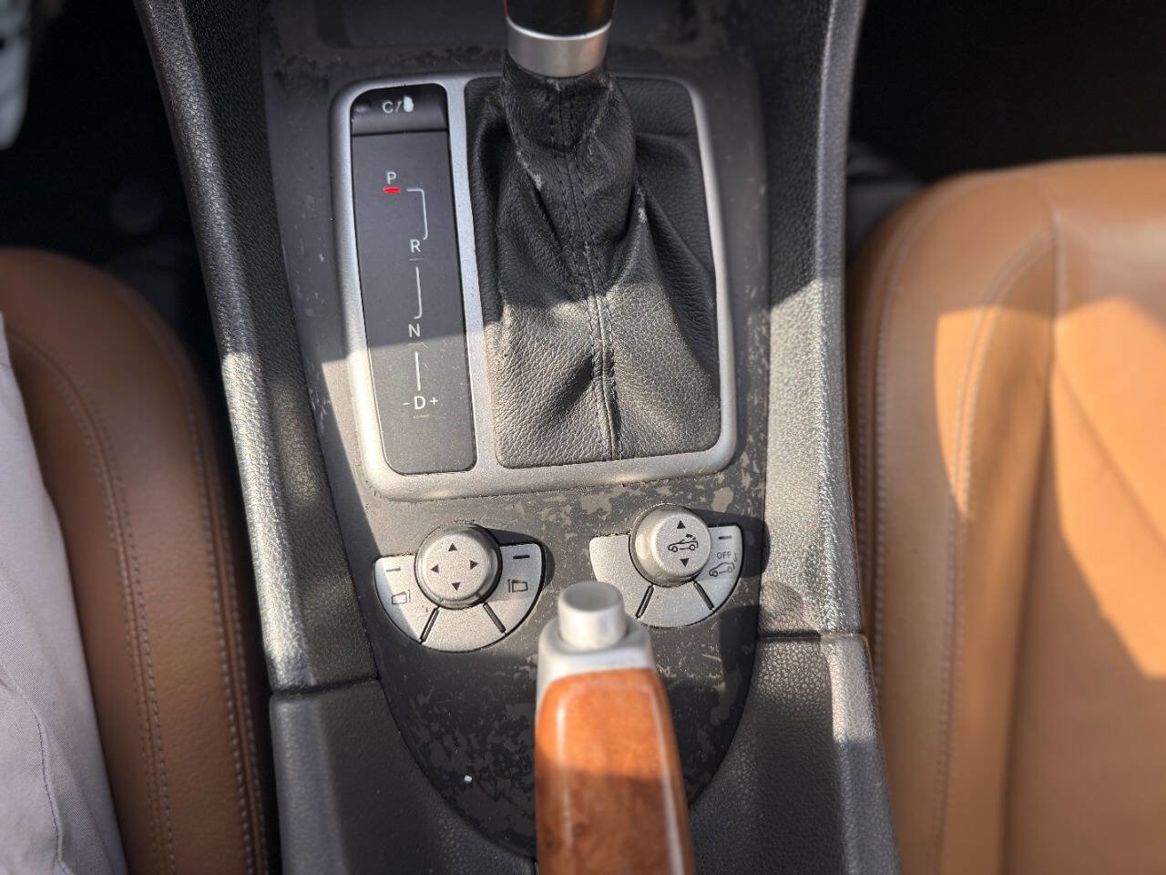 Used 2011 Mercedes-Benz SLK 300 image 33