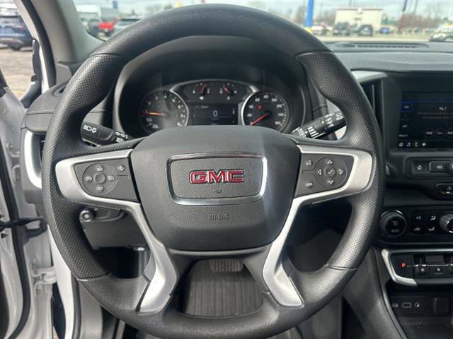 Used 2023 GMC Terrain SLE w/ Driver Convenience Package image 34