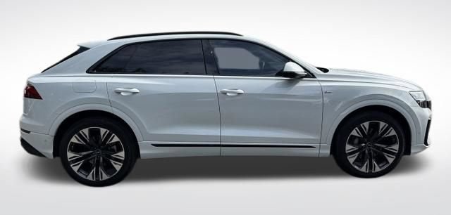 Used 2026 Audi Q8 Premium Plus AWD/4WD image 10
