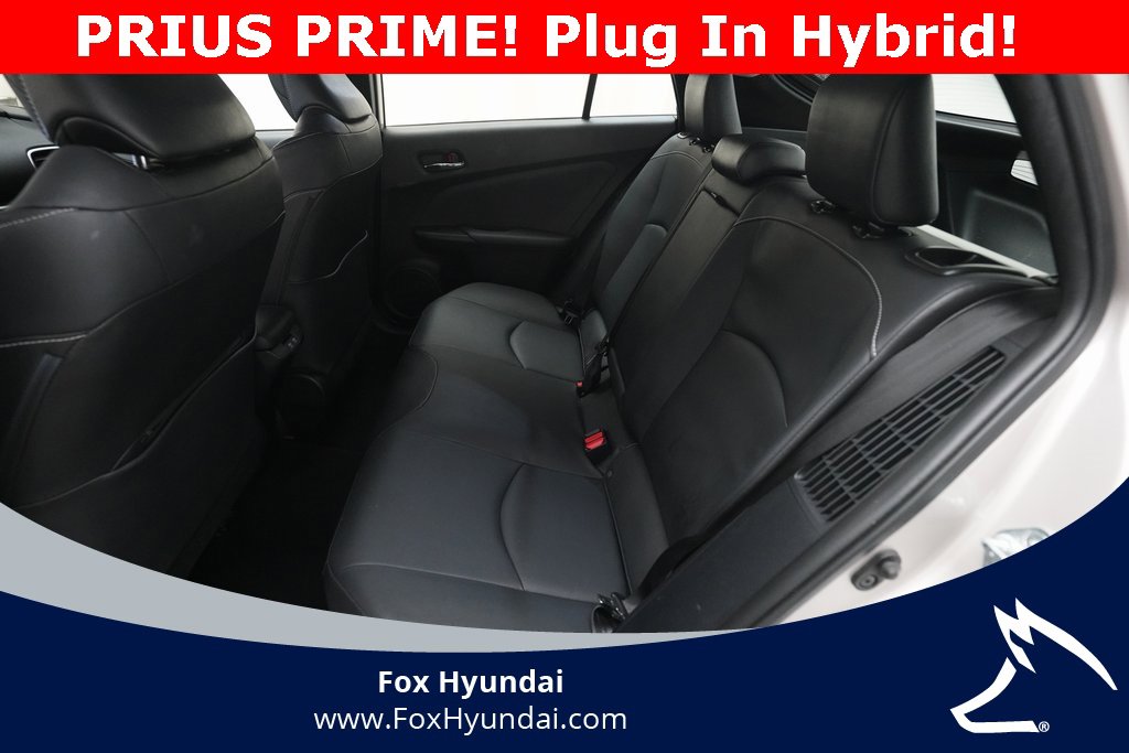 Used 2021 Toyota Prius Prime Limited w/ Carpet Mat Package (TMS) image 15