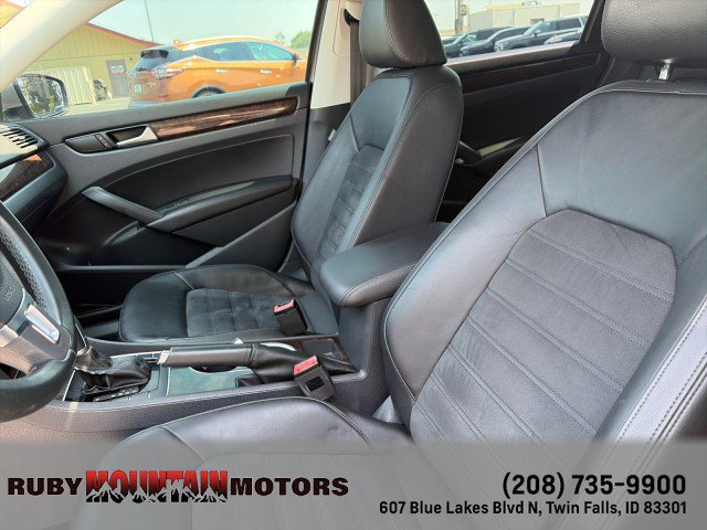 Used 2015 Volkswagen Passat TDI SEL Premium FWD image 23