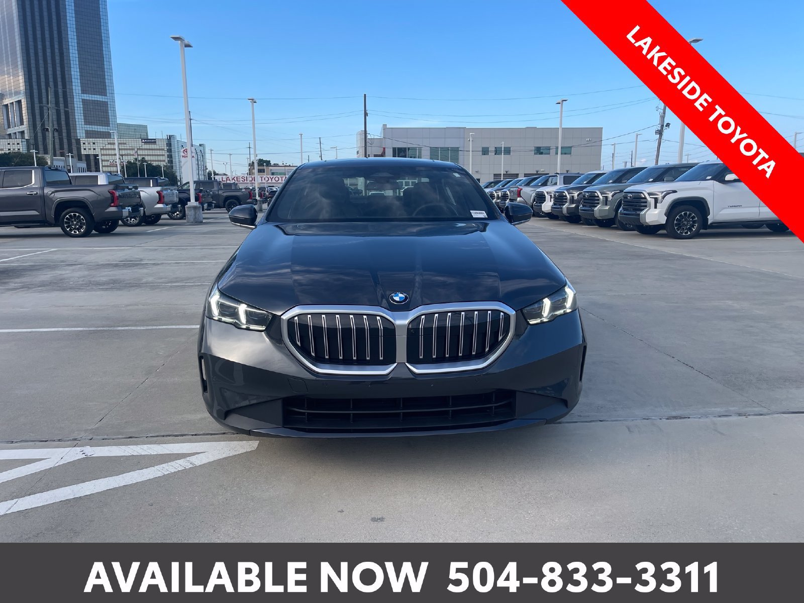 Used 2024 BMW 530i xDrive w/ Premium Package AWD/4WD image 9