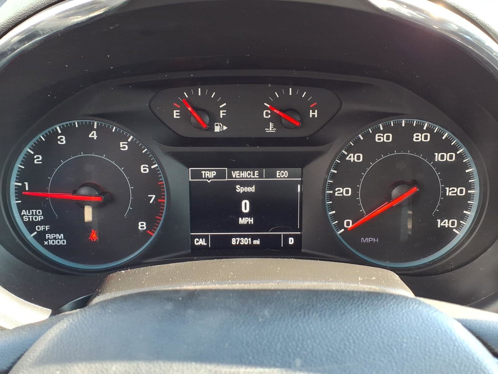 Used 2017 Chevrolet Malibu LT image 22