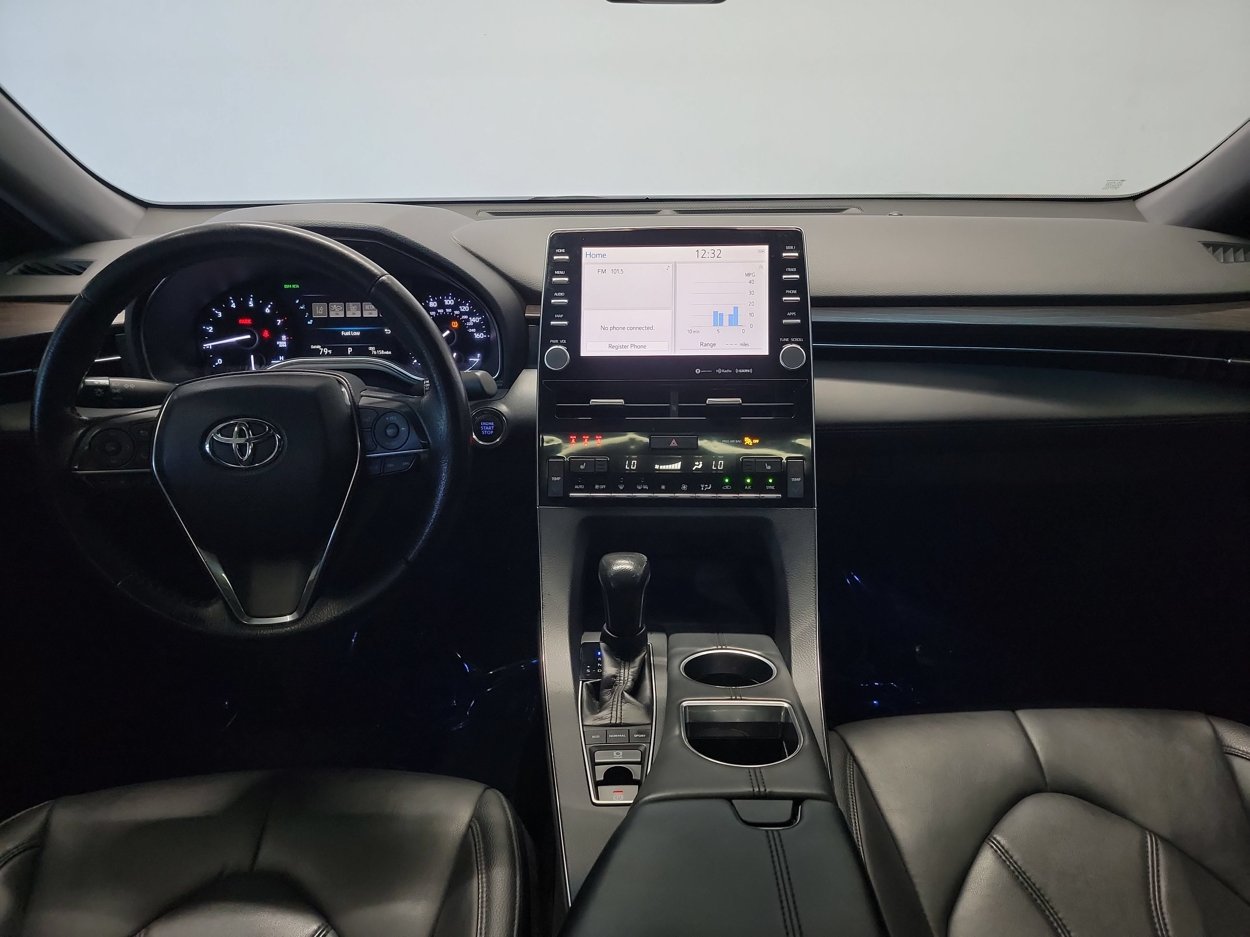 Used 2019 Toyota Avalon XLE w/ Moonroof Package FWD image 15