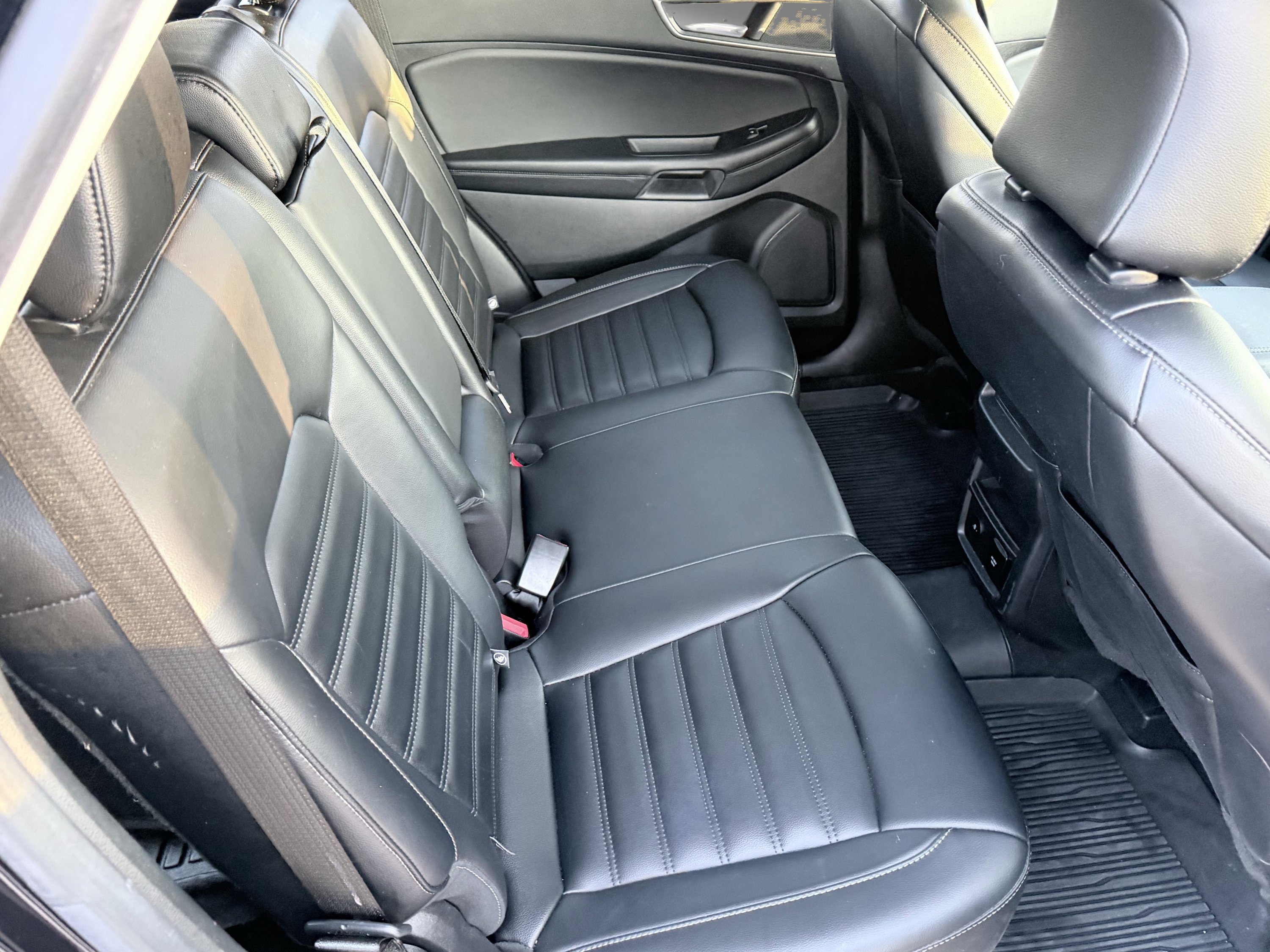 Used 2023 Ford Edge SEL w/ Convenience Package image 41