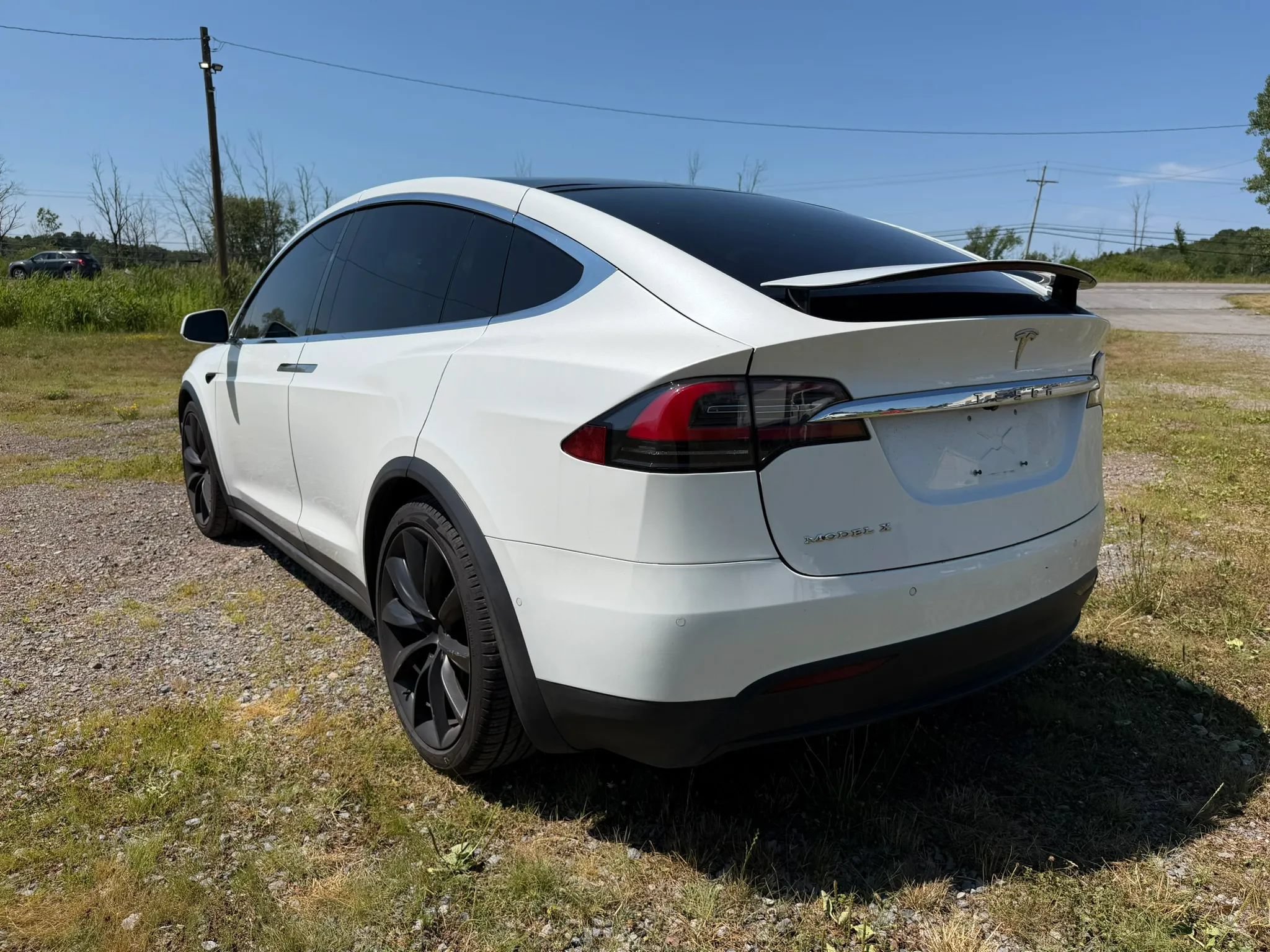 Used 2016 Tesla Model X 90D AWD/4WD image 5