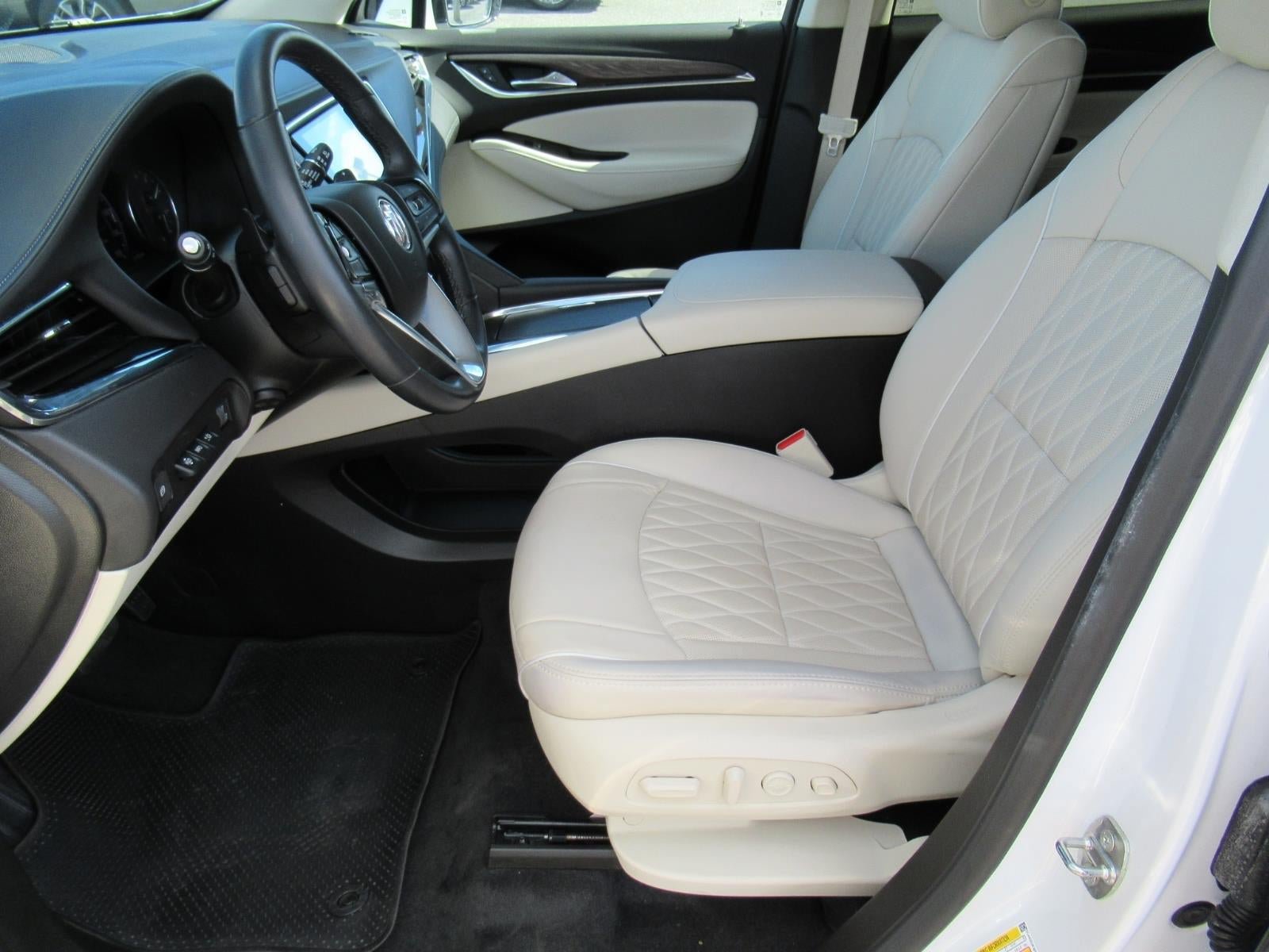 Used 2023 Buick Enclave Avenir w/ Avenir Technology Package FWD image 16