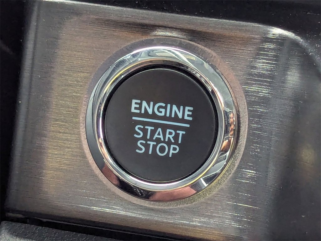 Used 2024 Ford F250 Lariat w/ Sport Appearance Package image 22