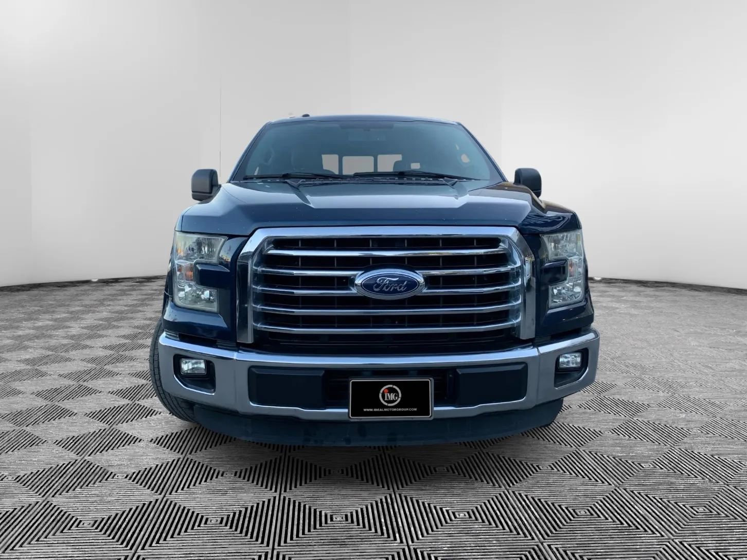 Used 2015 Ford F150 XLT w/ Equipment Group 302A Luxury image 3