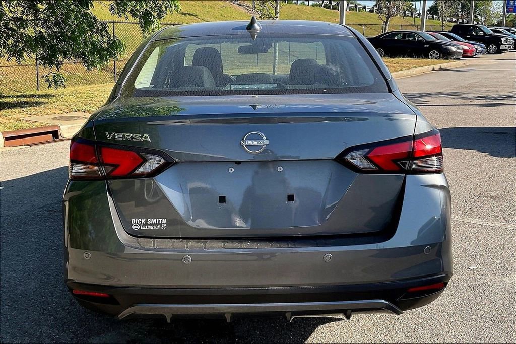 Used 2025 Nissan Versa SV w/ Trunk Package image 5