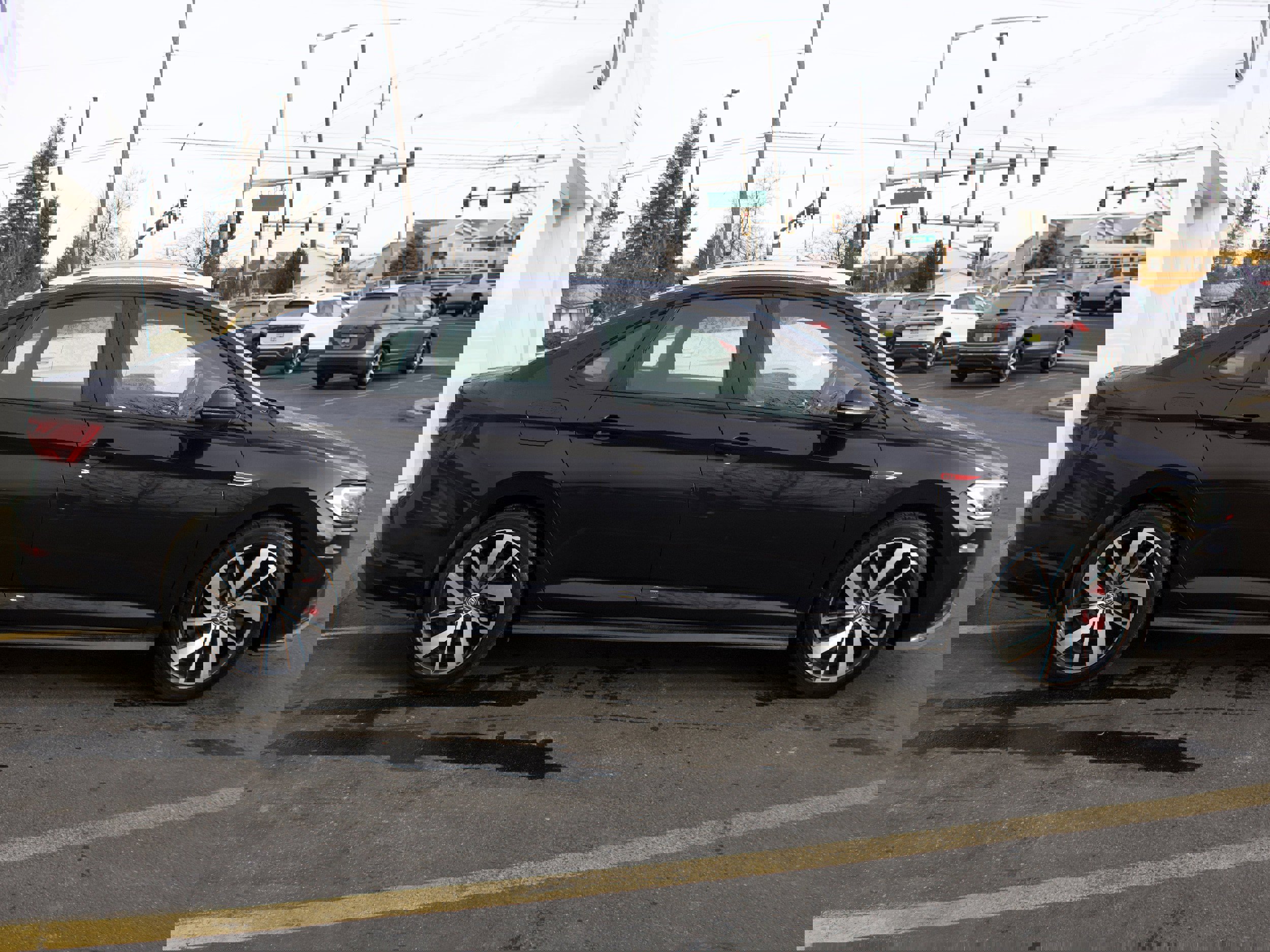 Used 2021 Volkswagen Jetta GLI image 4