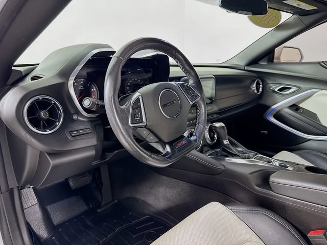 Used 2018 Chevrolet Camaro SS image 9