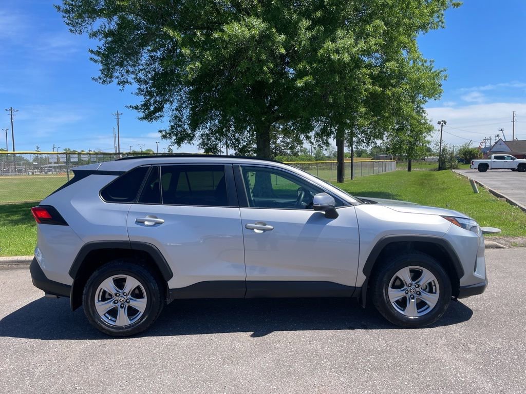 Used 2023 Toyota RAV4 XLE image 10
