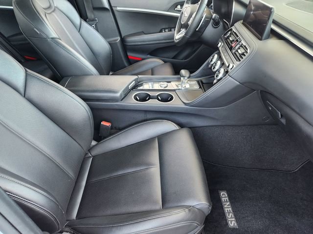 Used 2022 Genesis G70 2.0T image 11