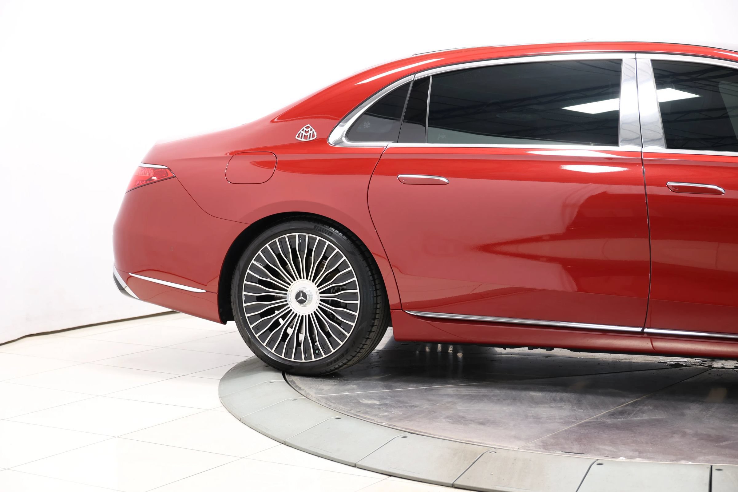Used 2021 Mercedes-Benz Maybach S 580 4MATIC image 92