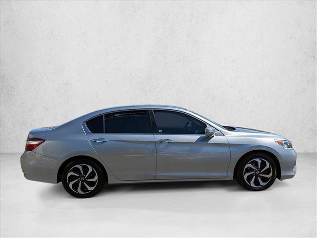 Used 2017 Honda Accord EX-L image 4