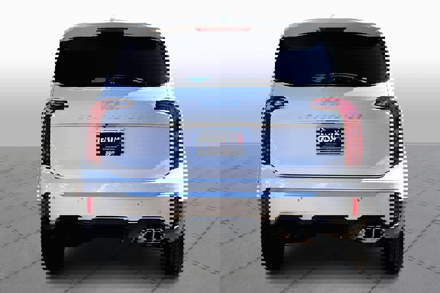 Used 2024 Kia Telluride S w/ S Sunroof Package image 5