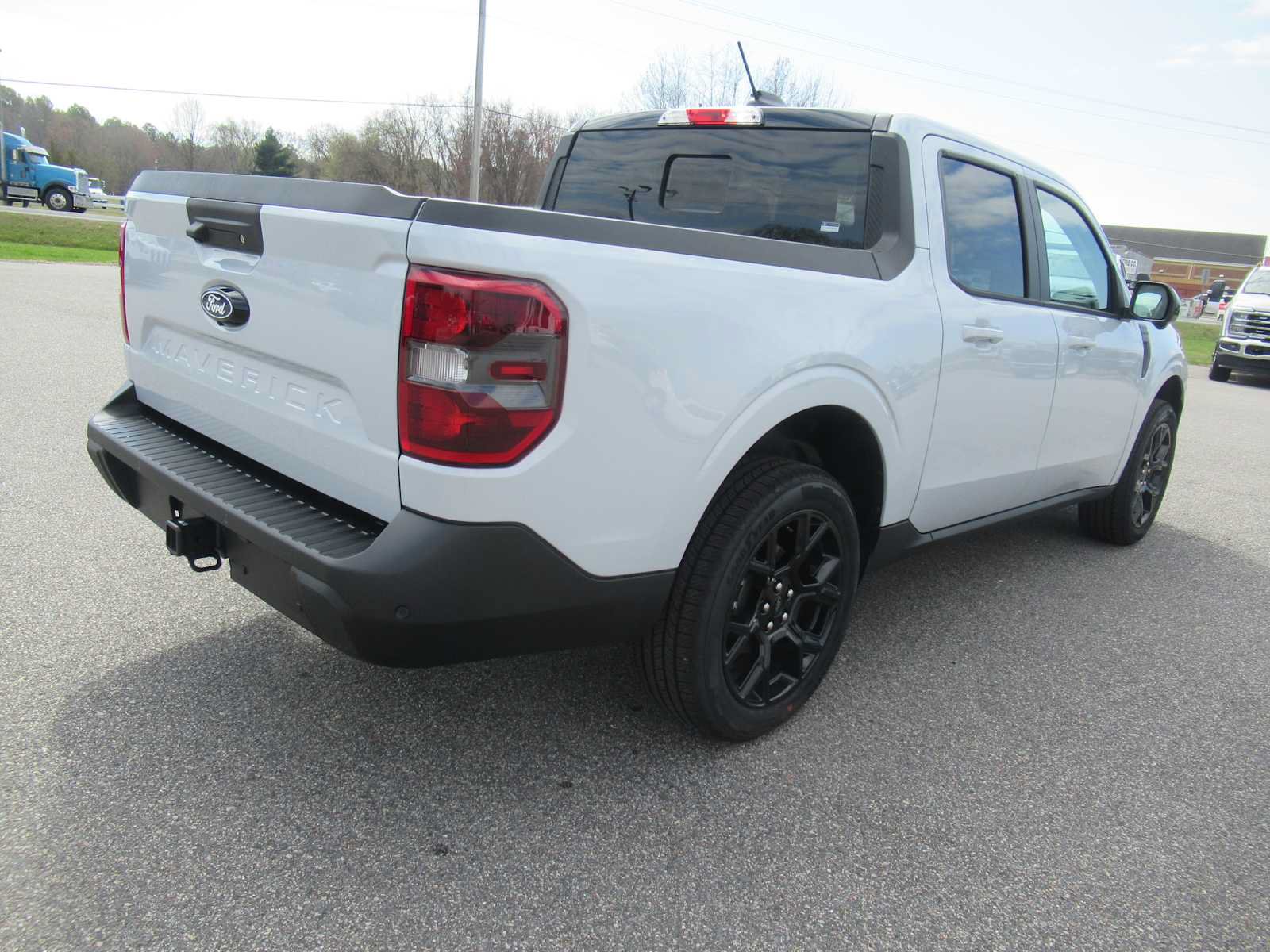 New 2026 Ford Maverick Lariat w/ Black Appearance Package AWD/4WD image 5