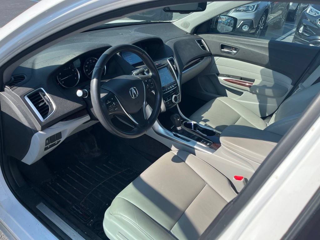 Used 2015 Acura TLX FWD image 22
