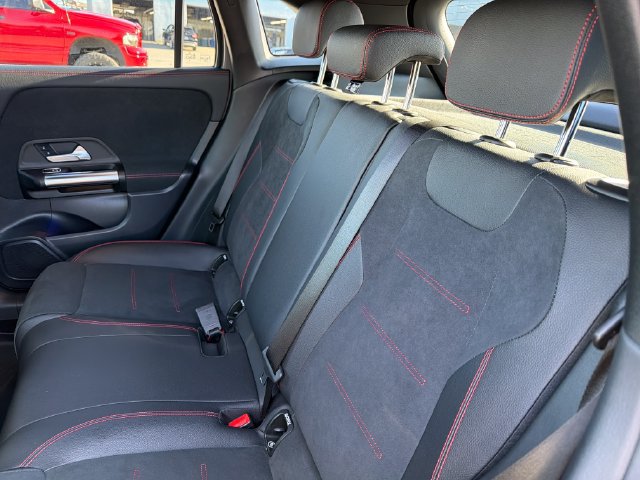 Used 2023 Mercedes-Benz GLA 250 4MATIC image 22