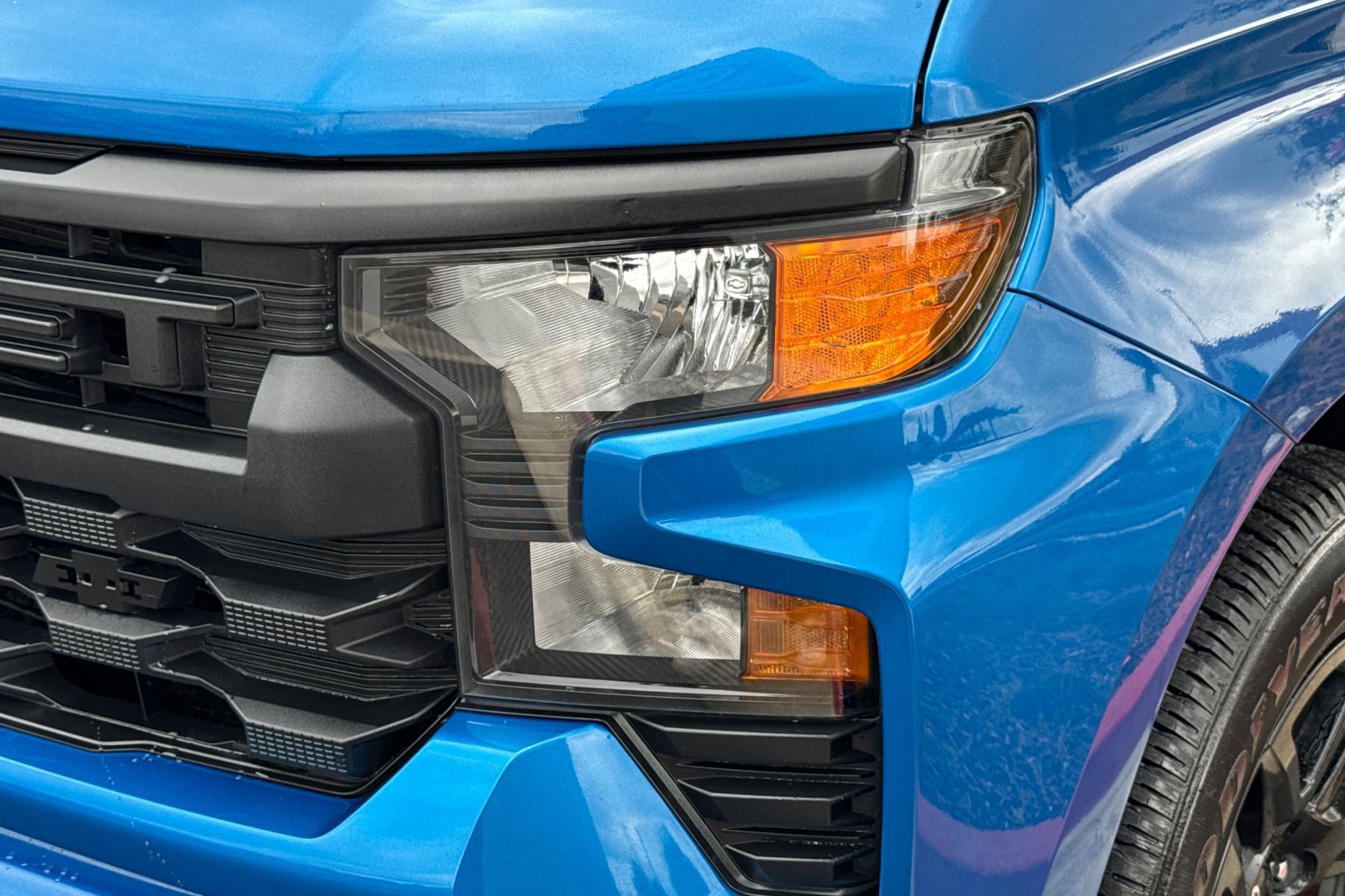 Used 2024 Chevrolet Silverado 1500 Custom w/ Turbomax Blackout Package RWD image 50