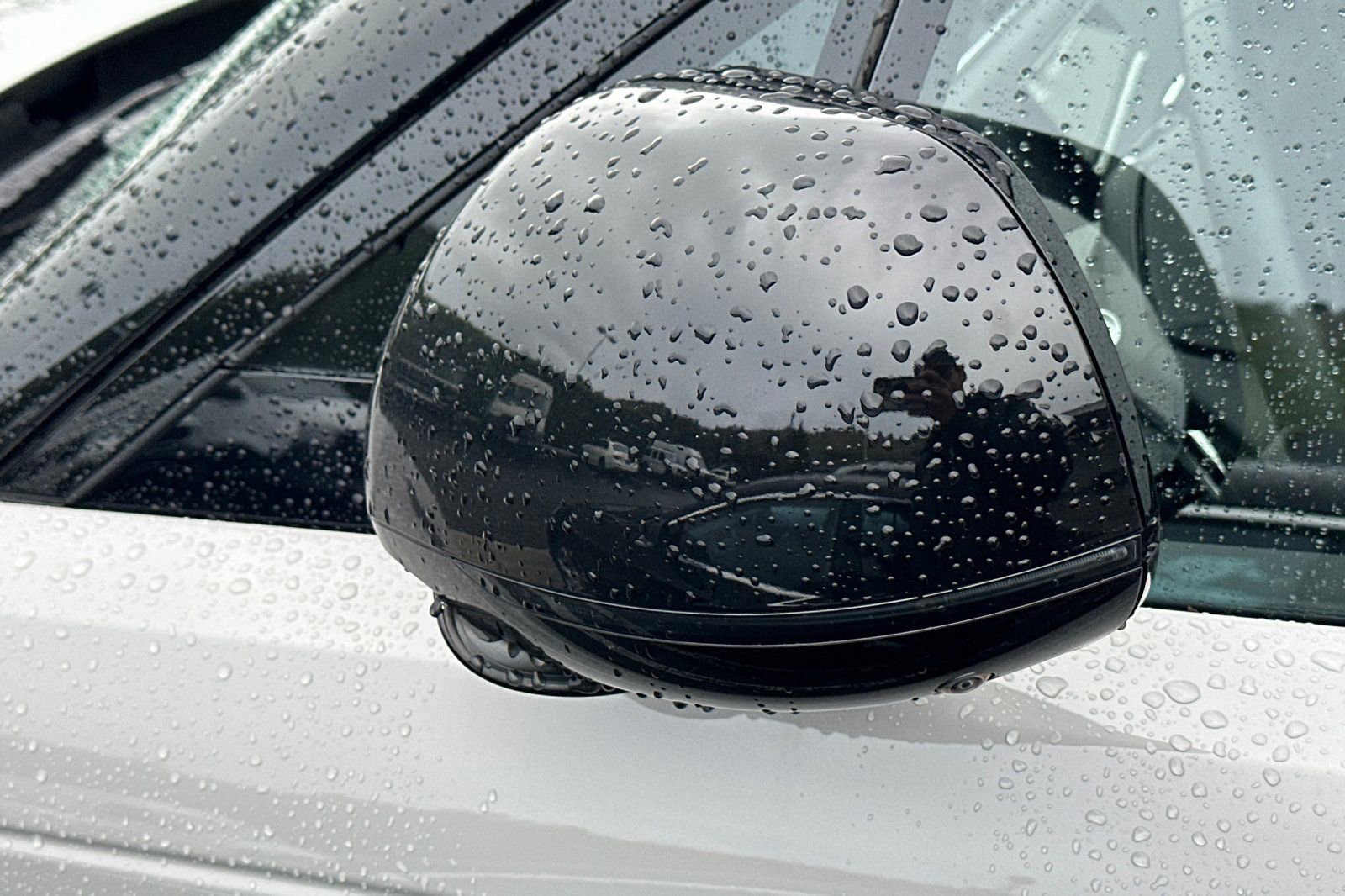 Used 2025 Land Rover Range Rover Sport Dynamic SE image 15